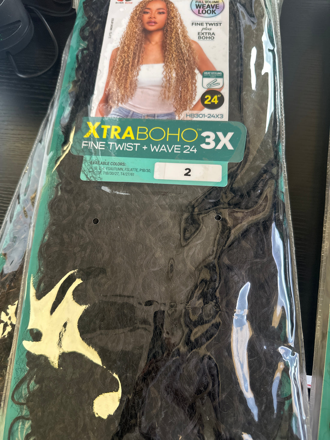 Bobbi Boss Xtra Boho 3x fine twist plus wave 24 inches (2)