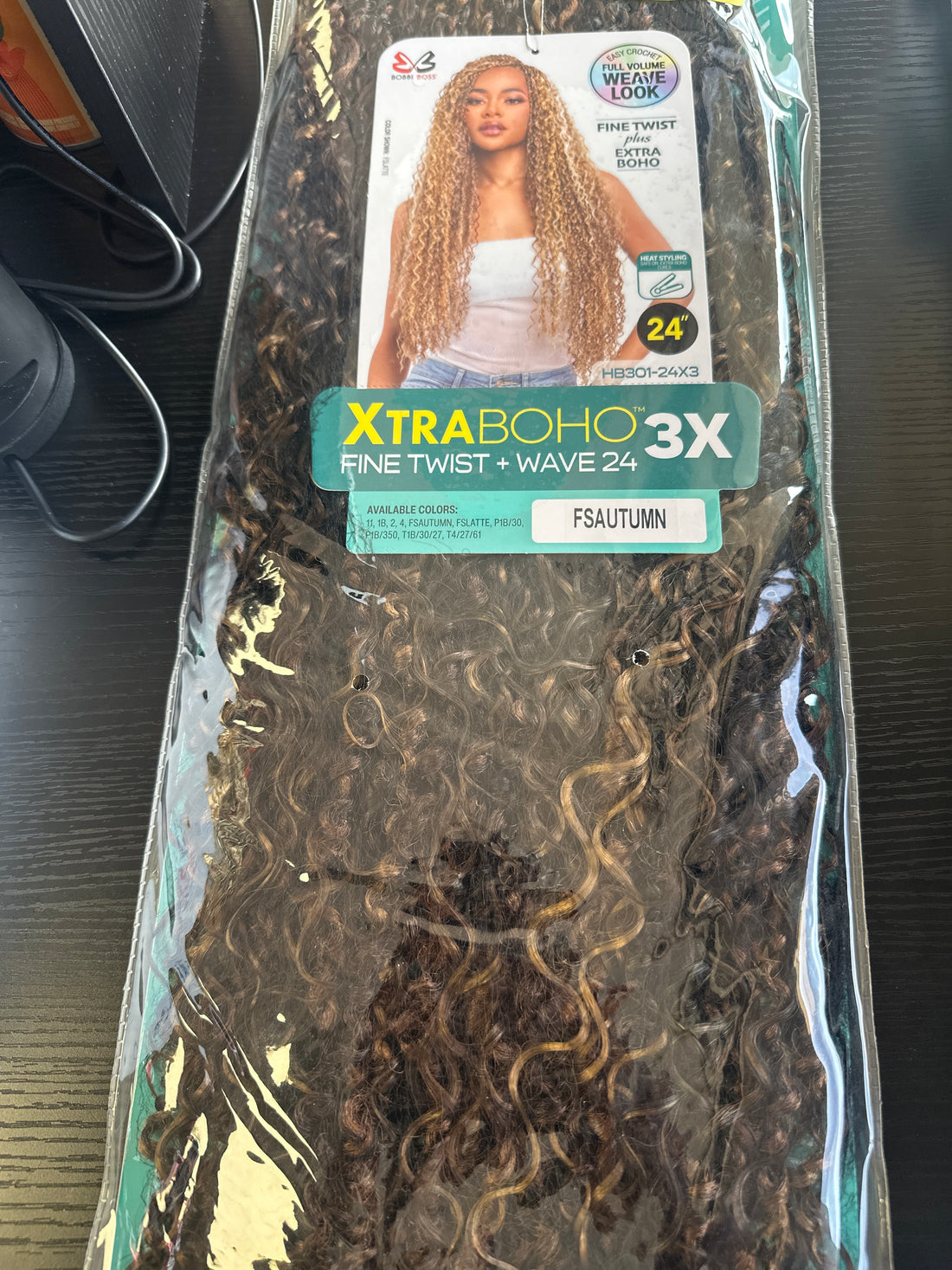 Bobbi Boss Xtra Boho 3x fine twist plus wave 24 inches (FSAUTUMN)