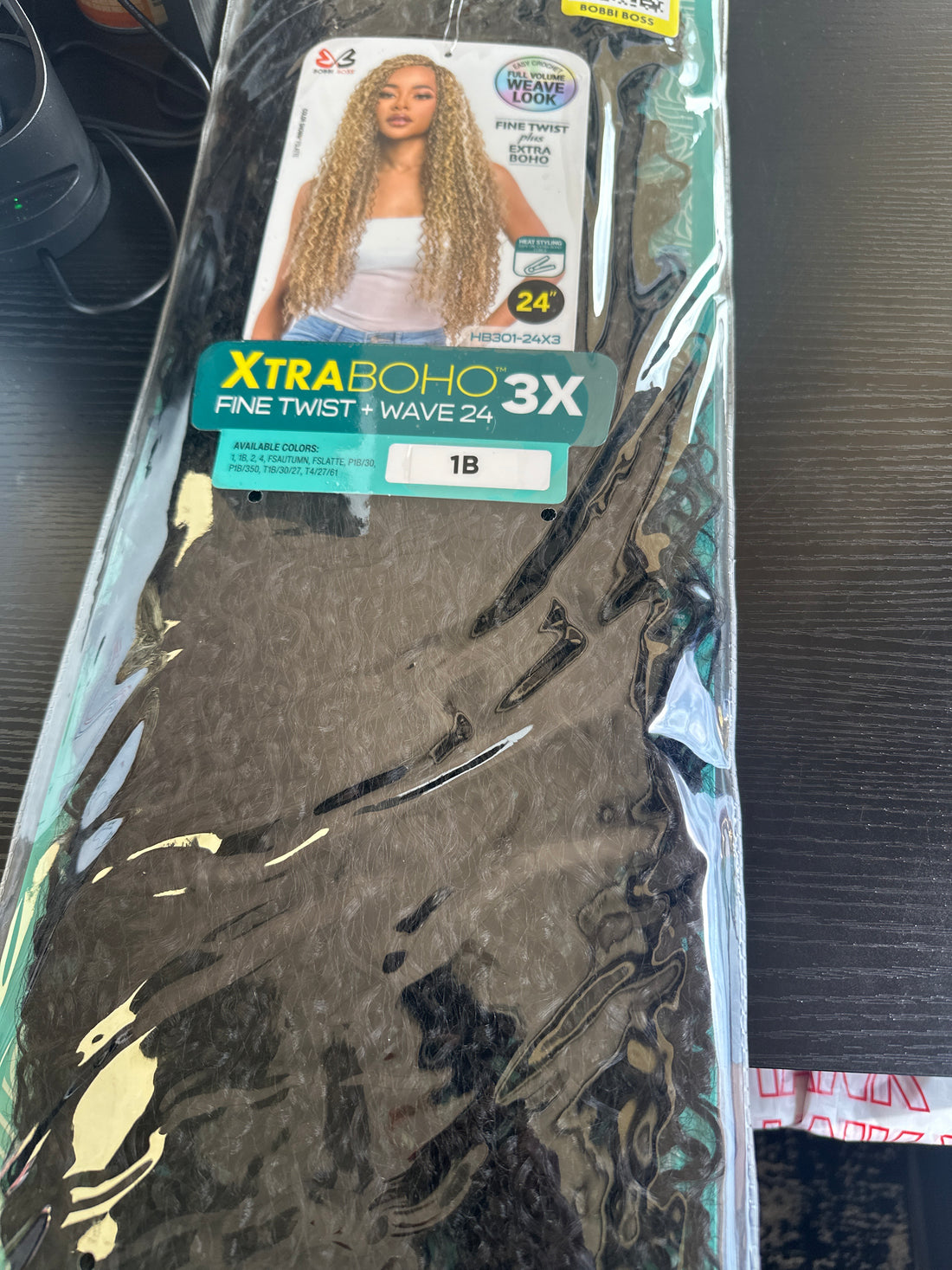 Bobbi Boss Xtra Boho 3x fine twist plus wave 24 inches (1B)