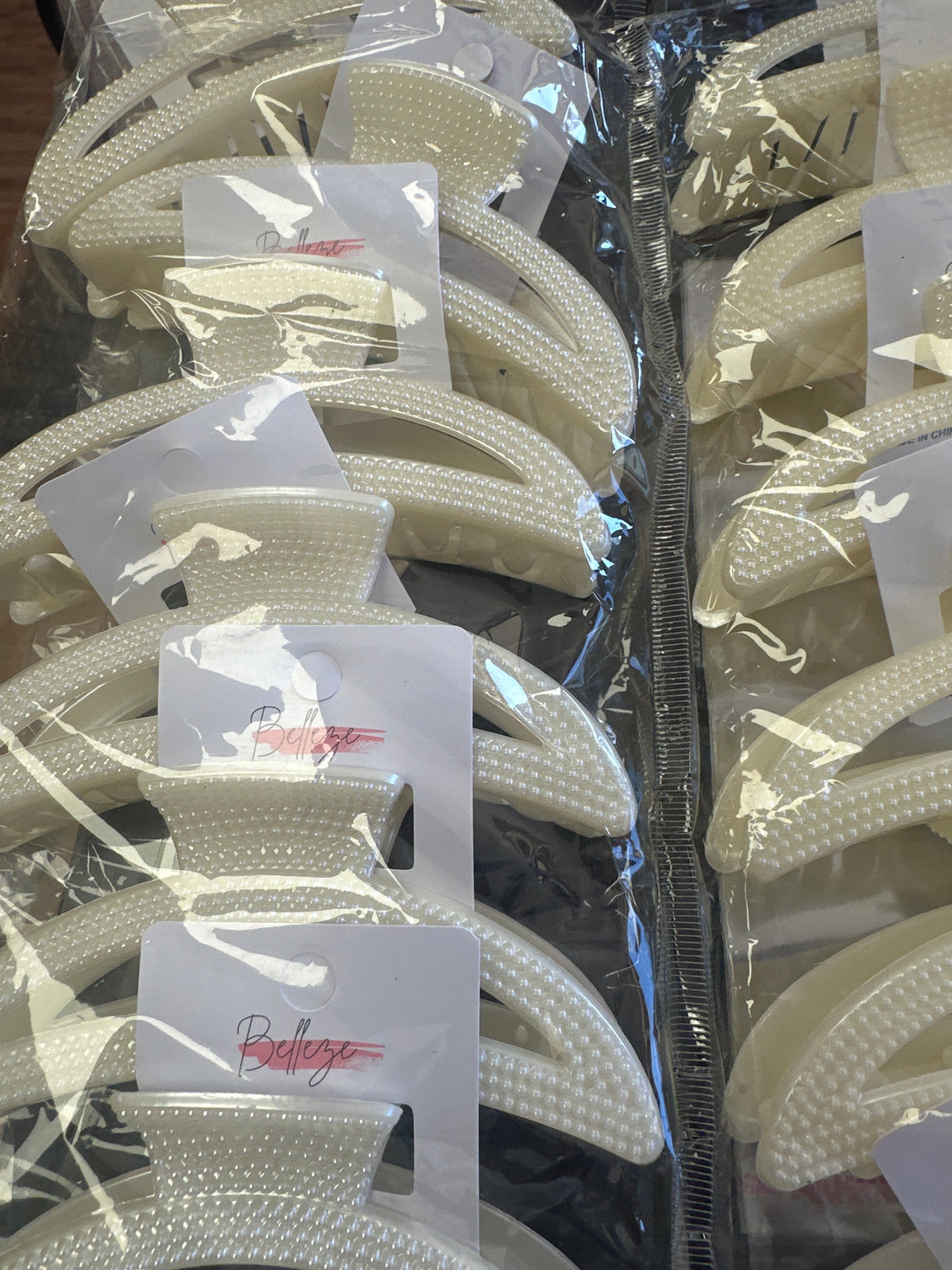 Belleze Claw Clip (each)