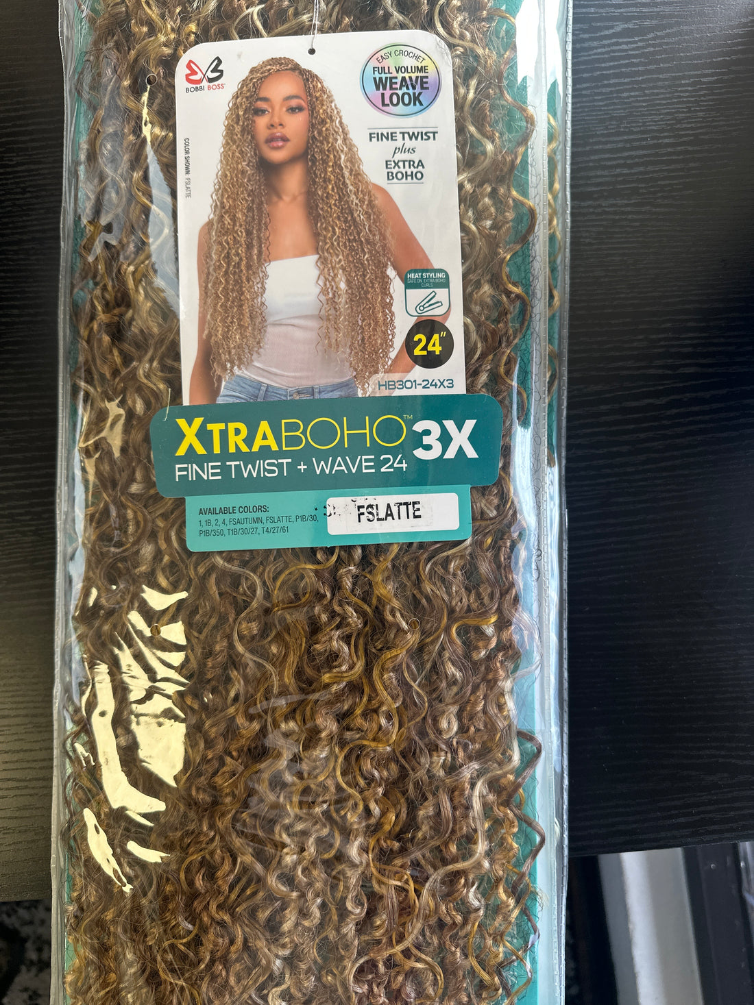 Bobbi Boss Xtra Boho 3x fine twist plus wave 24 inches (Fslatte)