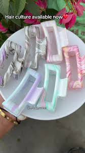HAIR CLAW CLIP